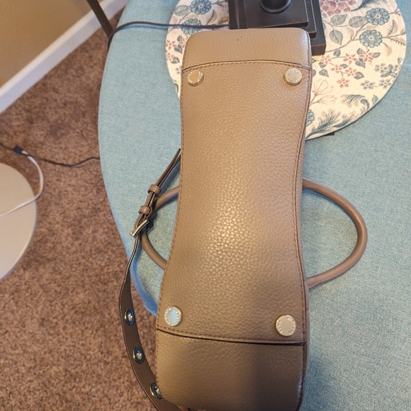 Micheal Kors Bag - Picture 7 of 7